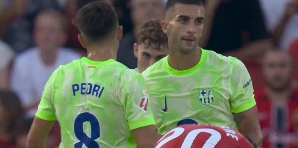 3-0！西甲太刺激，半场两人染红，巴萨开门红，最佳球员亚马尔！
