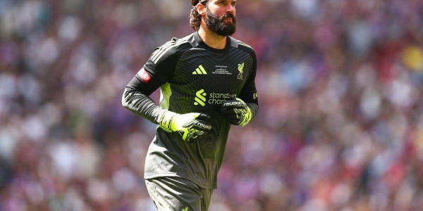 迈不过的坎！利物浦开季丢冠，连续3次倒在点球大战，欧冠埋隐患