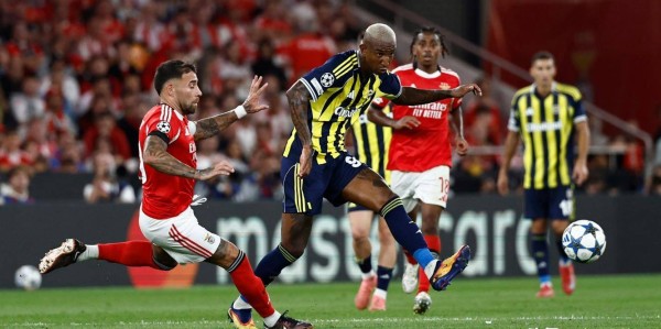 本菲卡土耳其前锋淘汰穆里尼奥球队！本菲卡连续15季闯欧冠正赛！