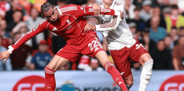 超级世界波绝杀！阿森纳轰然倒下，卫冕冠军狂飙：豪取3连胜